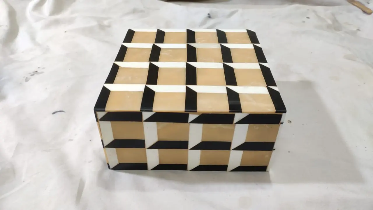 Wooden Geometric Pattern Box